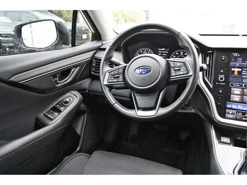 Used 2025 Subaru Outback Premium w/ Popular Package #1A AWD/4WD image 8