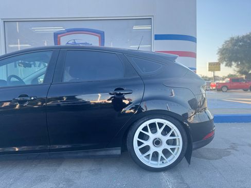 Used 2018 Ford Focus SE image 19