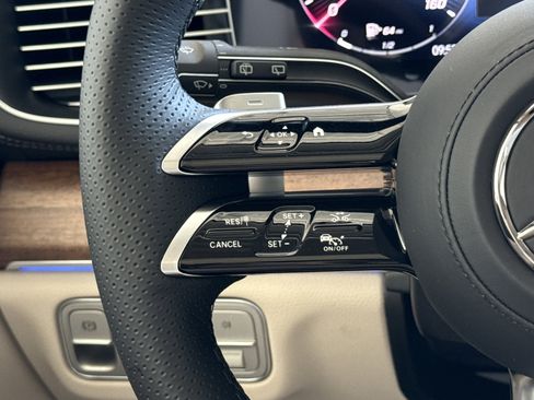 New 2026 Mercedes-Benz GLS 450 4MATIC image 42