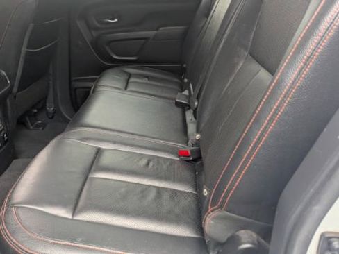 Used 2022 Nissan Titan PRO-4X w/ Pro-4x Convenience Package image 19
