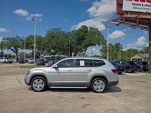 Used 2019 Volkswagen Atlas SE FWD image 2