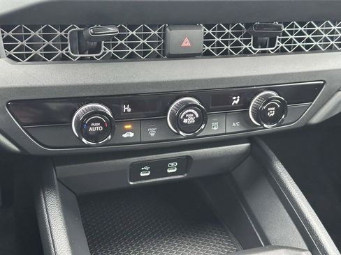Certified 2023 Honda Accord LX image 25