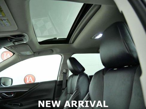 Used 2025 Subaru Outback Limited AWD/4WD image 18