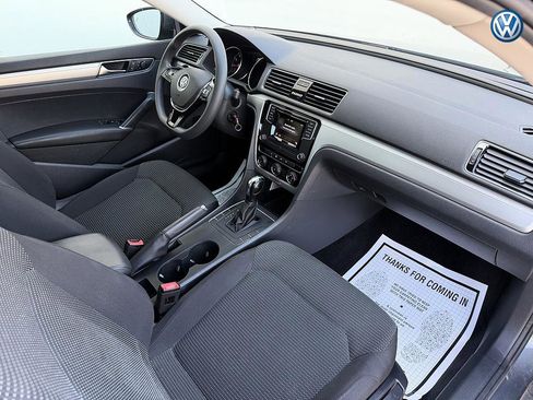 Used 2018 Volkswagen Passat 2.0T S w/ Driver Assistance Package FWD image 11