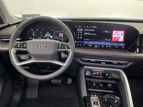 New 2025 Audi Q5 Premium Plus image 27