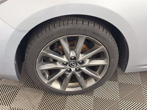 Used 2018 MAZDA MAZDA3 Touring FWD image 13