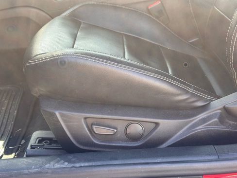 Used 2021 Ford Mustang Premium image 21