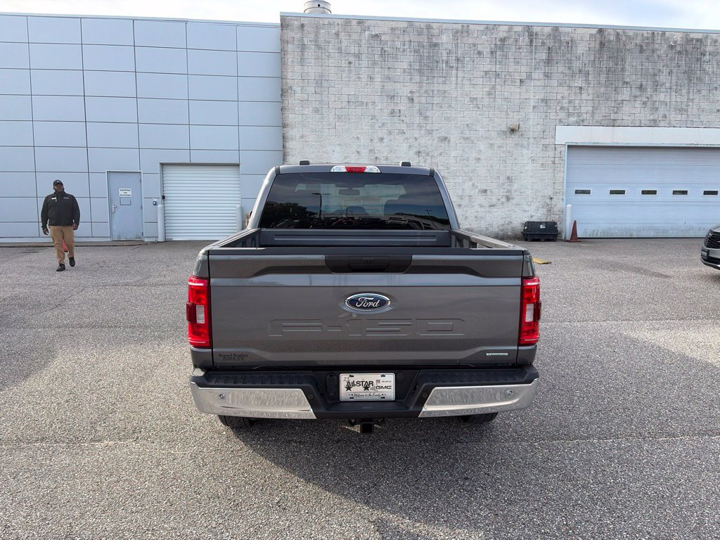 Used 2021 Ford F150 XLT w/ Equipment Group 301A Mid AWD/4WD image 8