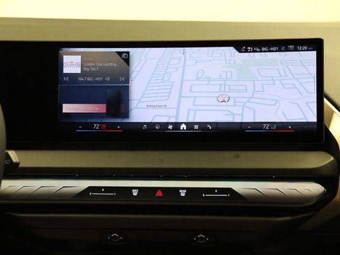 Used 2025 BMW X3 xDrive30i w/ Premium Package image 15