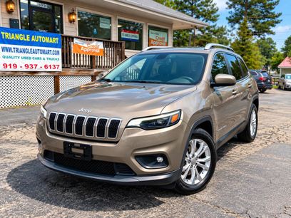 Used 2019 Jeep Cherokee Latitude w/ Popular Appearance Group