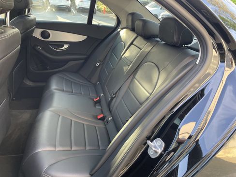 Used 2020 Mercedes-Benz C 300 Sedan image 39