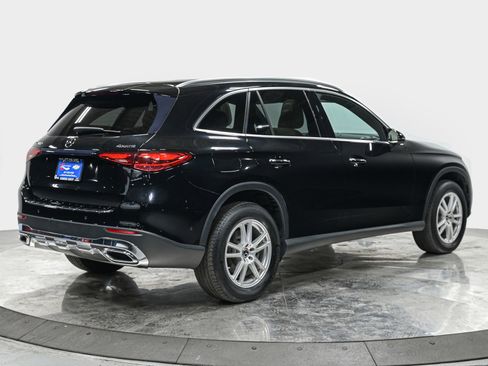 Used 2023 Mercedes-Benz GLC 300 4MATIC image 7