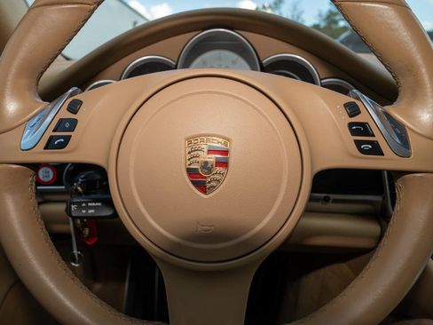 Used 2015 Porsche Panamera S RWD image 46
