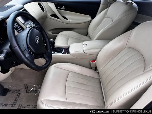 Used 2016 INFINITI QX50 AWD w/ Deluxe Touring Package image 12