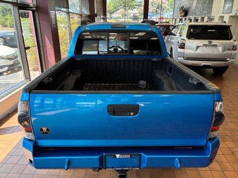 Used 2007 Toyota Tacoma PreRunner RWD image 11