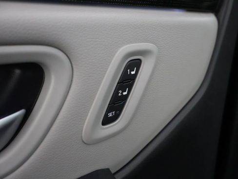 Used 2023 Honda Pilot Elite image 45