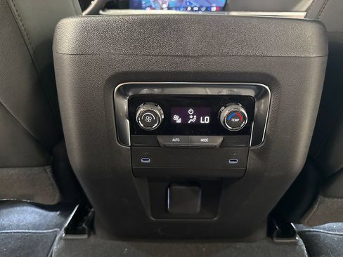 New 2026 Chevrolet Tahoe RST w/ Sun And Tow Package AWD/4WD image 42