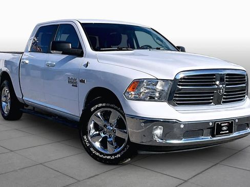 Used 2019 RAM 1500 Lone Star RWD image 3