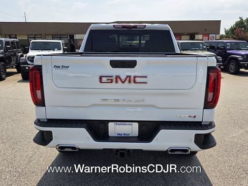 Used 2026 GMC Sierra 1500 AT4 w/ AT4 Premium Package AWD/4WD image 11