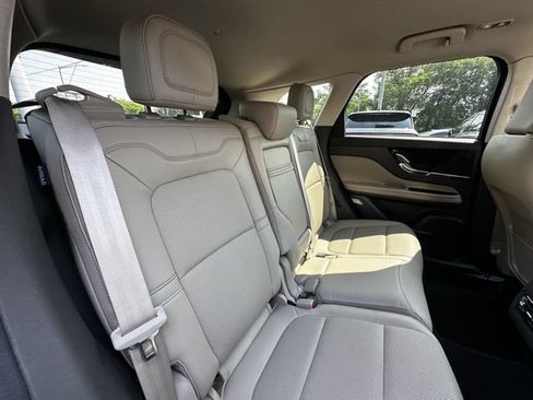 Certified 2024 Lincoln Corsair AWD w/ Equipment Group 101A image 38