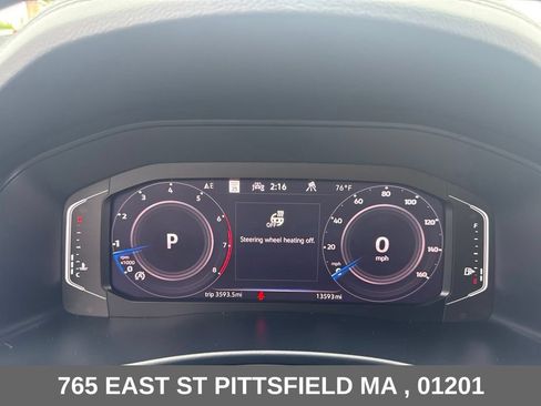 Used 2023 Volkswagen Atlas SEL AWD/4WD image 17