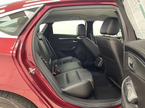 Used 2017 Chevrolet Impala Premier w/ Enhanced Convenience Package FWD image 16