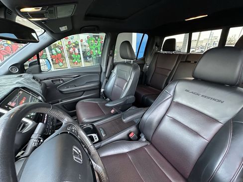 Used 2018 Honda Ridgeline Black Edition image 15