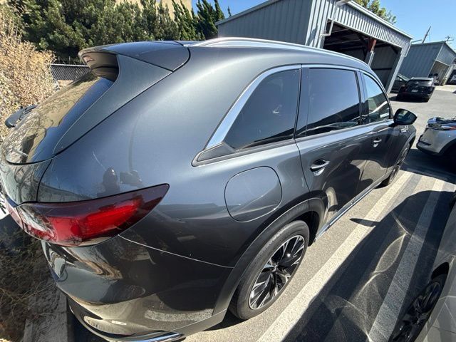 Used 2024 MAZDA CX-90 Plug-In Hybrid w/ Premium Plus AWD/4WD image 8