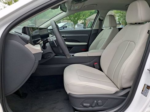 New 2025 Hyundai Sonata SEL FWD image 9