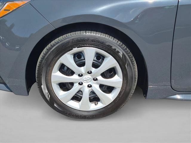 Used 2024 Toyota Corolla LE FWD image 23