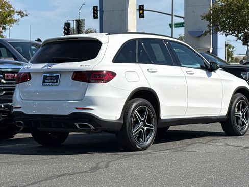 Used 2022 Mercedes-Benz GLC 300 4MATIC image 5