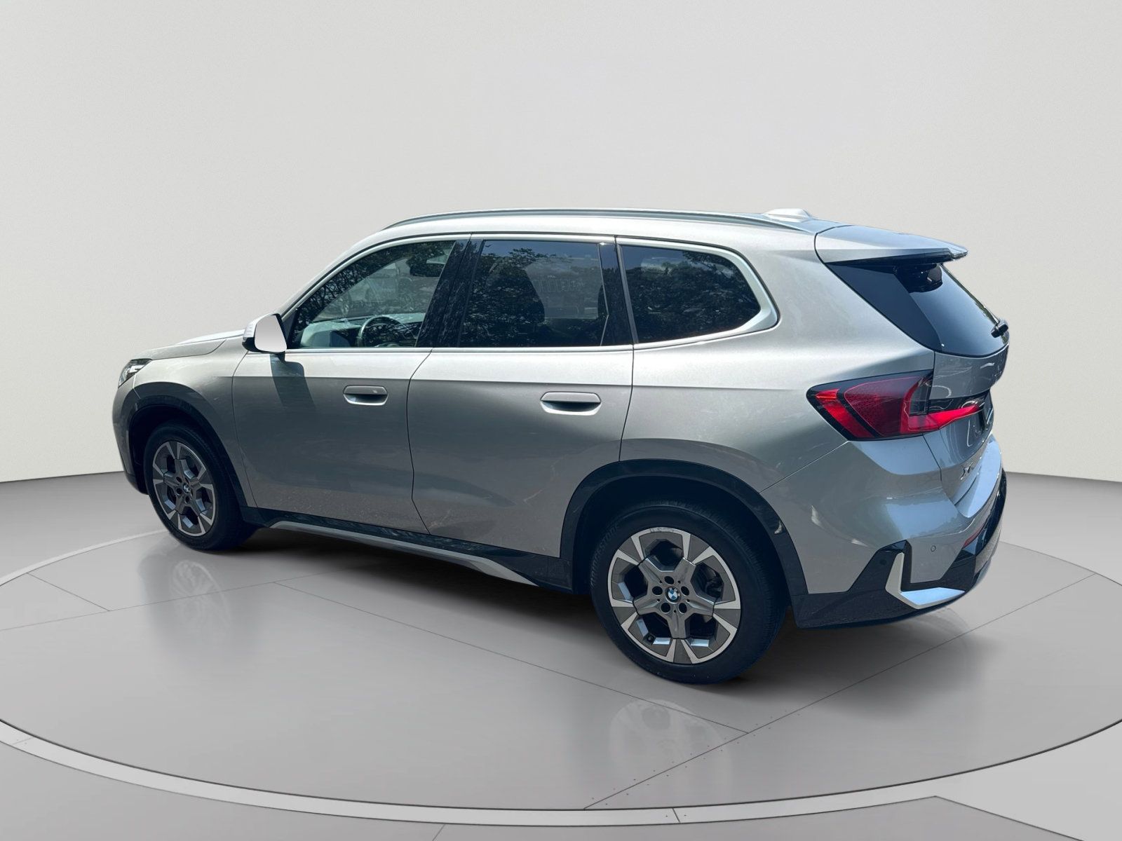 Used 2023 BMW X1 xDrive28i w/ Convenience Package AWD/4WD image 32