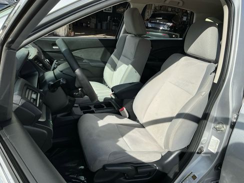 Used 2016 Honda CR-V LX image 19