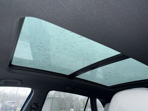 New 2025 Volkswagen Atlas Cross Sport SEL Premium R-Line image 11