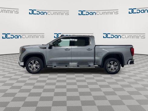 Used 2025 GMC Sierra 1500 SLE image 5