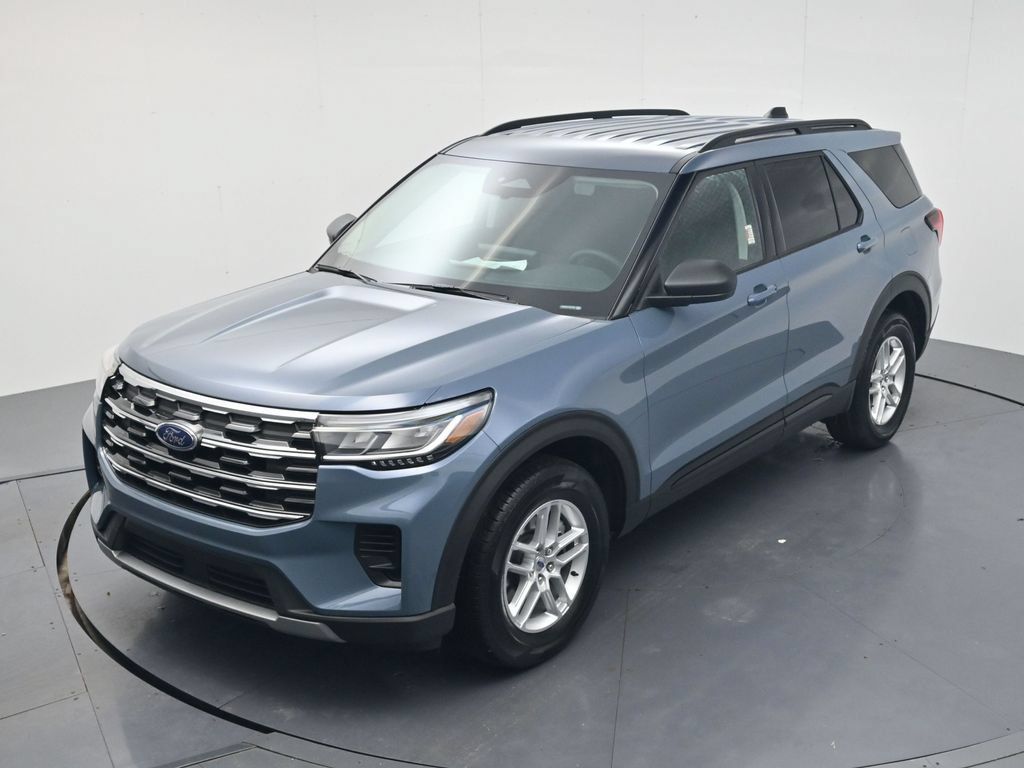 Used 2026 Ford Explorer Active AWD/4WD image 37