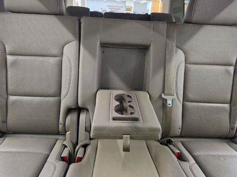 Used 2015 GMC Yukon XL SLT w/ Open Road Package AWD/4WD image 38