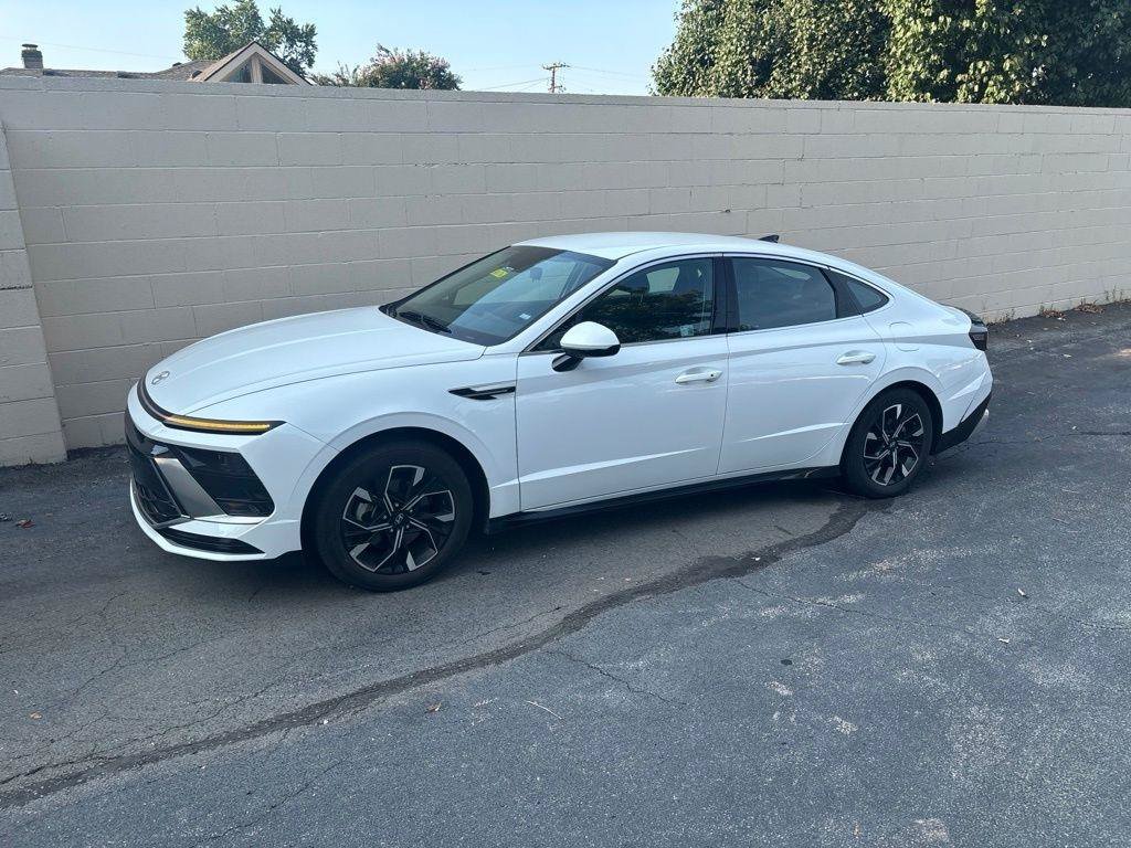 Used 2025 Hyundai Sonata SEL FWD image 6