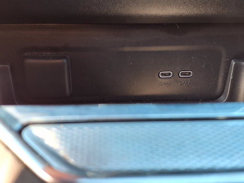 Used 2026 GMC Sierra EV Denali AWD/4WD image 7
