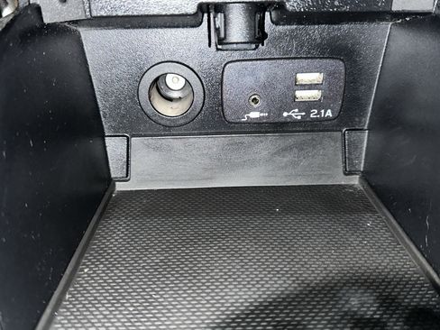 Used 2019 Subaru Outback 2.5i Premium image 35