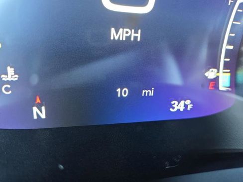 New 2026 Chrysler Pacifica Select w/ S Appearance Package image 6