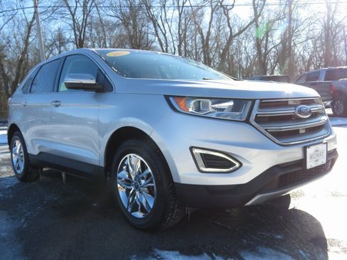 Used 2017 Ford Edge SEL image 3
