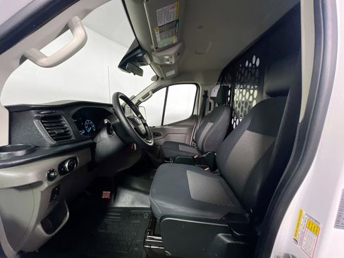 Used 2025 Ford Transit 250 Low Roof w/ Exterior Upgrade Package RWD image 14