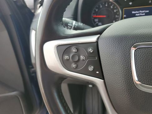 Used 2022 GMC Terrain SLT w/ Tech Package image 28