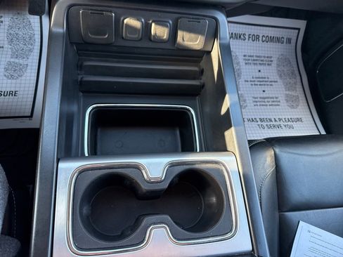 Used 2018 GMC Sierra 1500 SLT w/ SLT Premium Package image 21