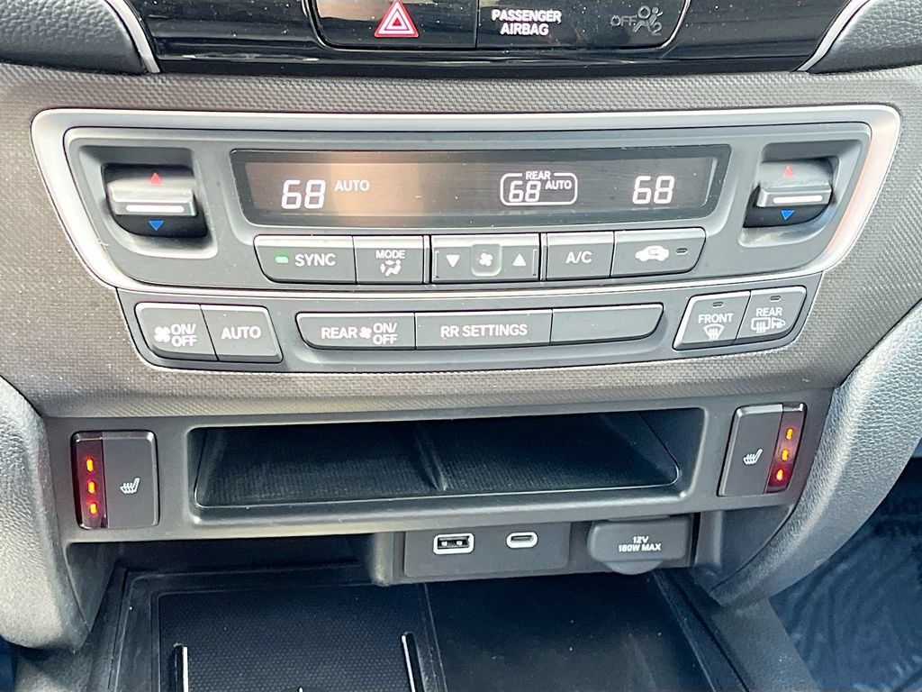 Used 2024 Honda Passport TrailSport image 16