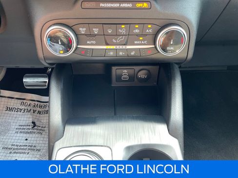 Used 2024 Ford Escape ST-Line Select AWD/4WD image 23