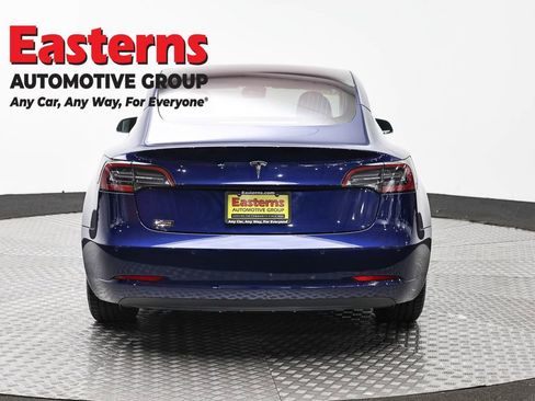 Used 2018 Tesla Model 3 Long Range RWD image 6