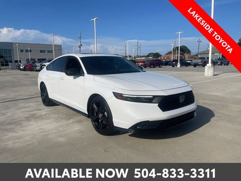 Used 2024 Honda Accord Sport image 7