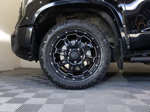 Used 2019 Toyota Tundra SR5 w/ TRD Off Road Package AWD/4WD image 9